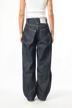 Load image into Gallery viewer, Lady Bug