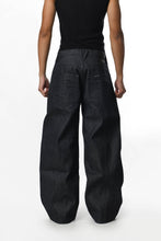 Charger l'image dans la galerie, Le Beetle
