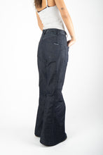 Load image into Gallery viewer, Square Pants
