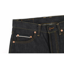Load image into Gallery viewer, Japanese Selvedge Slim Fit Jeans
