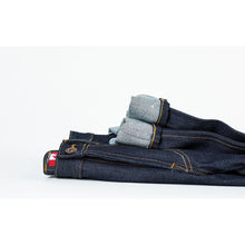 Load image into Gallery viewer, Japanese Selvedge Slim Fit Jeans
